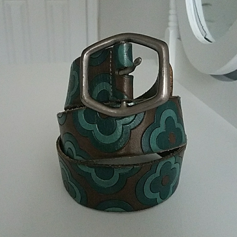 Gap vintage belt